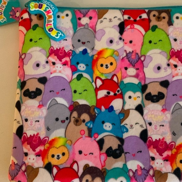 Squishmallows Pouch - Picture 2 of 5